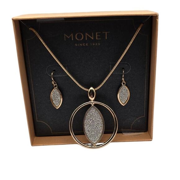 Monet Gold Tone Glitter Pendant Necklace & Drop Earrings Gift Set - New in Box - Picture 2 of 5
